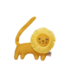 Load image into Gallery viewer, donna wilson ronnie lion knitted creature
