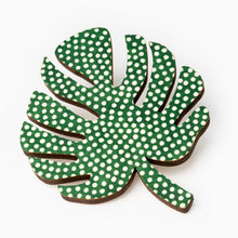 Load image into Gallery viewer, garden futures exhibition monstera leaf brooch v&a dundee
