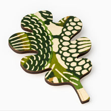 Load image into Gallery viewer, leaf brooch garden futures exhibition oak leaf brooch v&a dundee