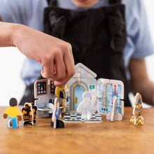 Load image into Gallery viewer, Mini Museum Playset by Playpress