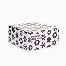 Load image into Gallery viewer, Areaware Dusen Dusen Pattern Glasses Set of 4 (black)