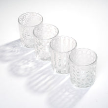 Load image into Gallery viewer, Areaware Dusen Dusen Pattern Glasses Set of 4 (white)