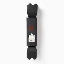 Load image into Gallery viewer, rum christmas cracker
