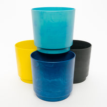 Load image into Gallery viewer, Burton Pot by Ocean Plastic Pots
