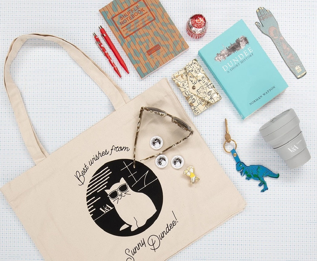 The Fashion Show Tote Bag – V&A Dundee Shop