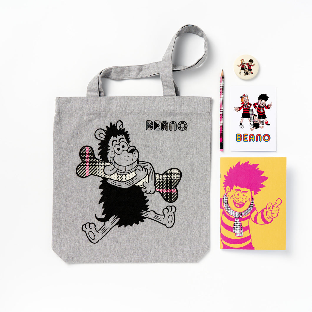 V&A Dundee + Beano Kids Gift Set