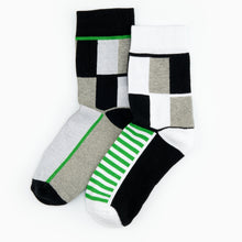 Load image into Gallery viewer, Jo-AMI Tartan Inspired Green &amp; Black Socks
