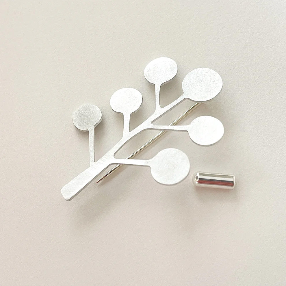 Kelp Pin by Tom Pigeon