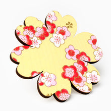 Load image into Gallery viewer, Garden Futures Flower Magnet
