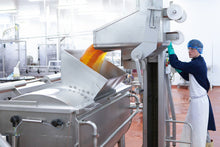 Load image into Gallery viewer, mackays dundee marmalade being made in factory
