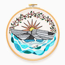 Load image into Gallery viewer, V&amp;A Dundee Tapestry Embroidery Kit
