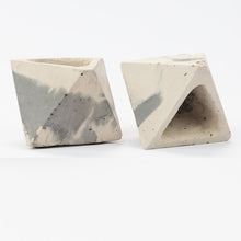 Load image into Gallery viewer, Concrete desk tidy by Studio Emma
