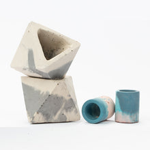 Load image into Gallery viewer, Concrete desk tidy by Studio Emma
