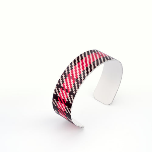 V&A pink tartan bracelet